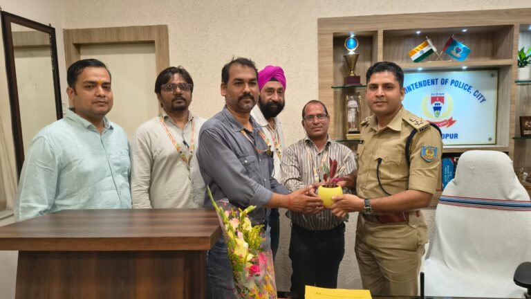 पूर्वी सिंहभूम उपायुक्त और सिटी एसपी से पत्रकार संगठन की शिष्टाचार मुलाकात, समन्वय और पारदर्शिता पर जोर