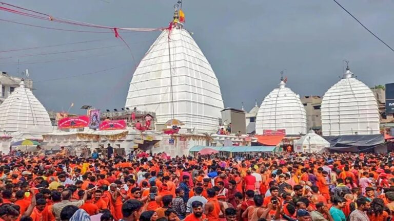 Deoghar Shravani Mela 2026: हर 5 किलोमीटर पर स्वास्थ्य शिविर, 200 से अधिक डॉक्टरों की होगी तैनाती