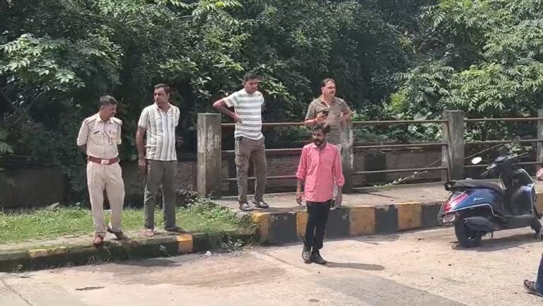 Jamshedpur News : गोलमुरी के नामदाबस्ती पार्क के पास नाले में अज्ञात शव मिलने से सनसनी