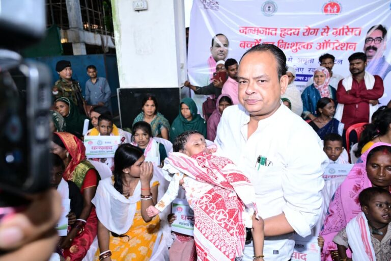 Jharkhand News : पैसों की कमी से नहीं रुकेगी मासूमों की धड़कन! 26 बच्चों को मुफ्त इलाज के लिए झारखंड सरकार ने कोच्चि भेजा