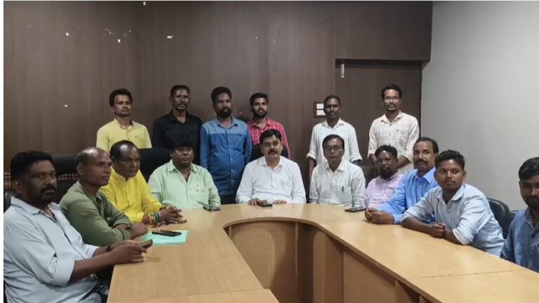 Jamshedpur News : सरायकेला में बिरसा मुंडा स्टेडियम के नाम को लेकर विवाद पर JMM का स्पष्टीकरण, शुभेंदु महतो बोले- नाम बदलने की कोई मंशा नहीं