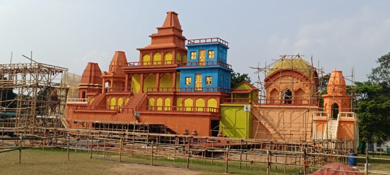 Jamshedpur Durga Puja 2026: न्यू सिदगोड़ा में दिखेगी बनारस के गंगा घाट की भव्य आरती, 351 पूजा कमिटियां कर रहीं मां दुर्गा का स्वागत