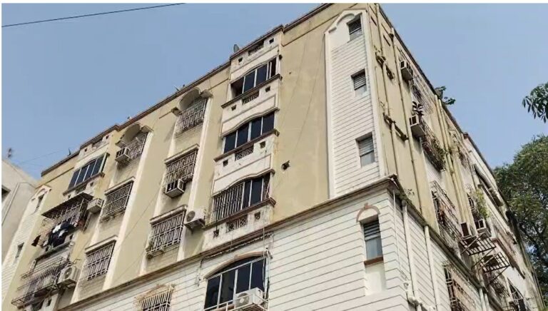 Jamshedpur News : 734 करोड़ के कथित GST घोटाले में ED की बड़ी कार्रवाई, स्क्रैप कारोबारी बबलू जायसवाल और बेटा राज गिरफ्तार